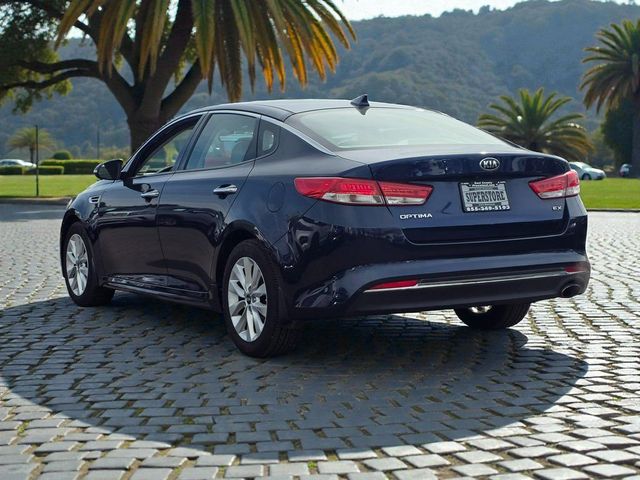 2017 Kia Optima EX Automatic - 22983372 - 3