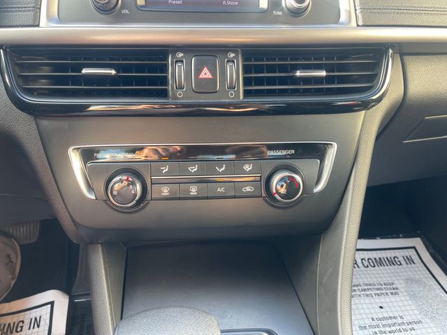 2017 KIA OPTIMA LX - 23072392 - 17