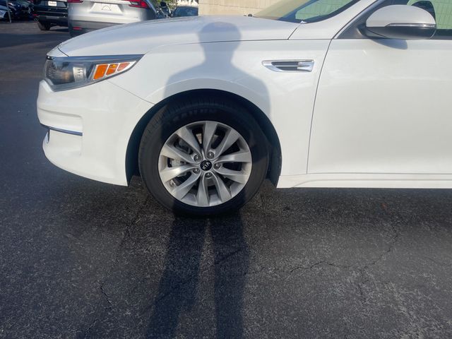 2017 KIA OPTIMA LX - 23072392 - 8