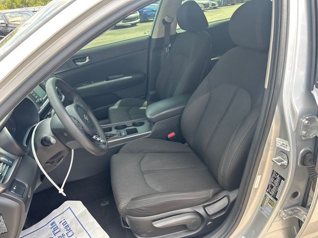 2017 Kia Optima LX Automatic - 22911045 - 7