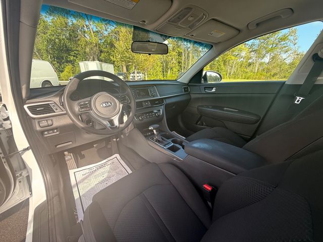 2017 Kia Optima LX Automatic - 23068855 - 11