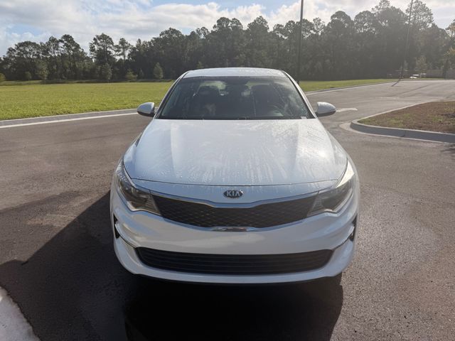 2017 Kia Optima LX Automatic - 23068855 - 19