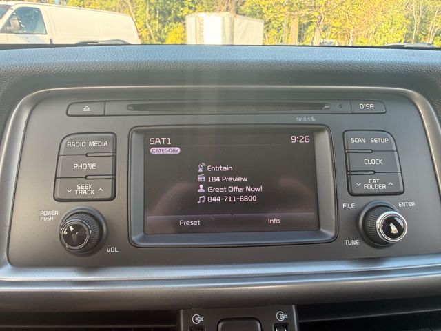 2017 Kia Optima LX Automatic - 23068855 - 3