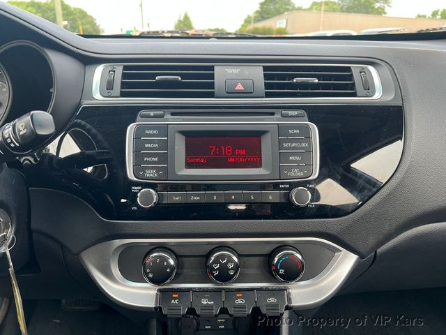 2017 Kia Rio LX Automatic - 22857767 - 10