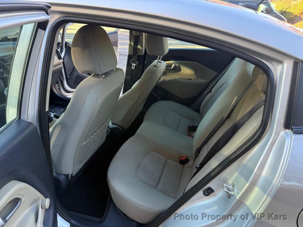 2017 Kia Rio LX Automatic - 22944794 - 10