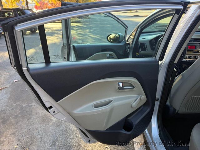 2017 Kia Rio LX Automatic - 22944794 - 11