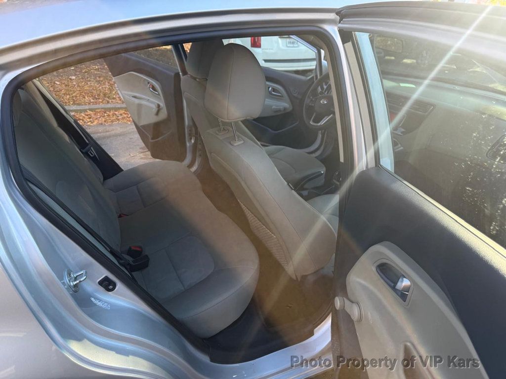 2017 Kia Rio LX Automatic - 22944794 - 12