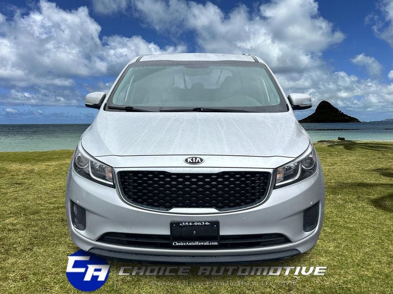 2017 Kia Sedona LX FWD - 23011622 - 10