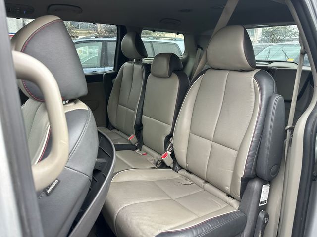 2017 Kia Sedona LX FWD - 23011622 - 14