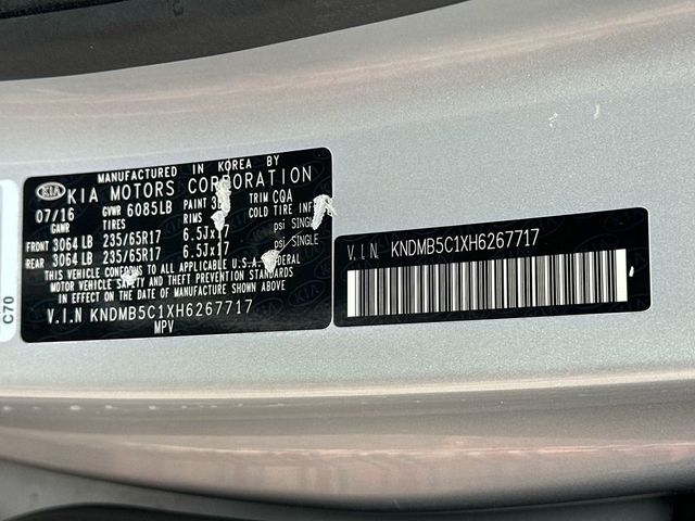 2017 Kia Sedona LX FWD - 23011622 - 21