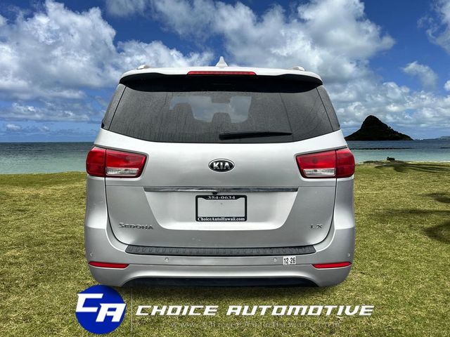 2017 Kia Sedona LX FWD - 23011622 - 6