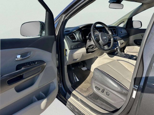 2017 Kia Sedona LX FWD - 22971674 - 12