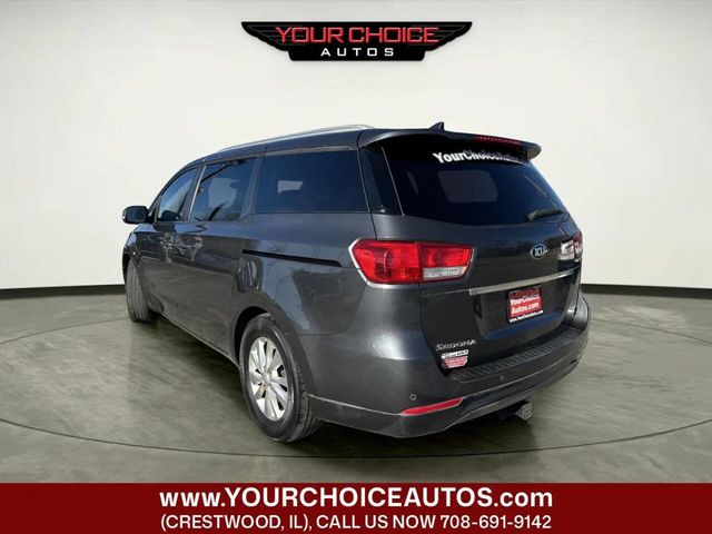 2017 Kia Sedona LX FWD - 22971674 - 2