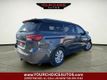2017 Kia Sedona LX FWD - 22971674 - 4