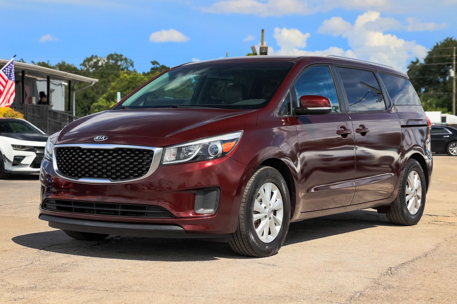 2017 Kia Sedona LX photo 3