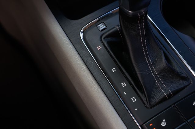 2017 Kia Sedona LX FWD - 22916281 - 39