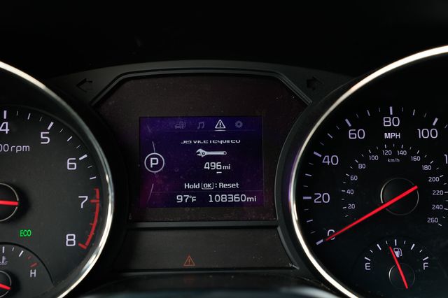 2017 Kia Sedona LX FWD - 22916281 - 47