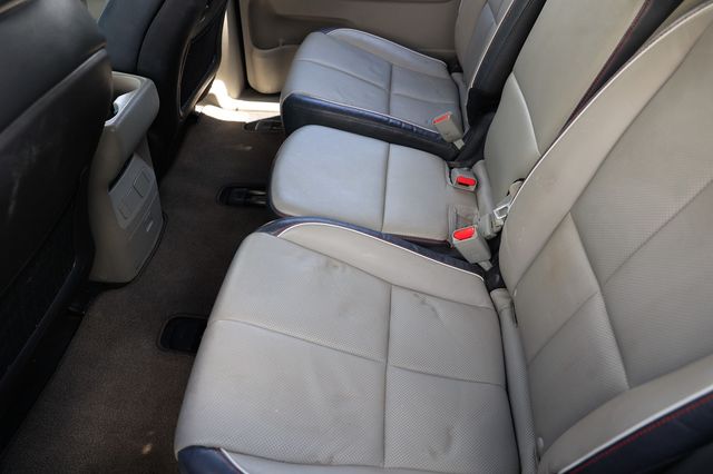 2017 Kia Sedona LX FWD - 22916281 - 7