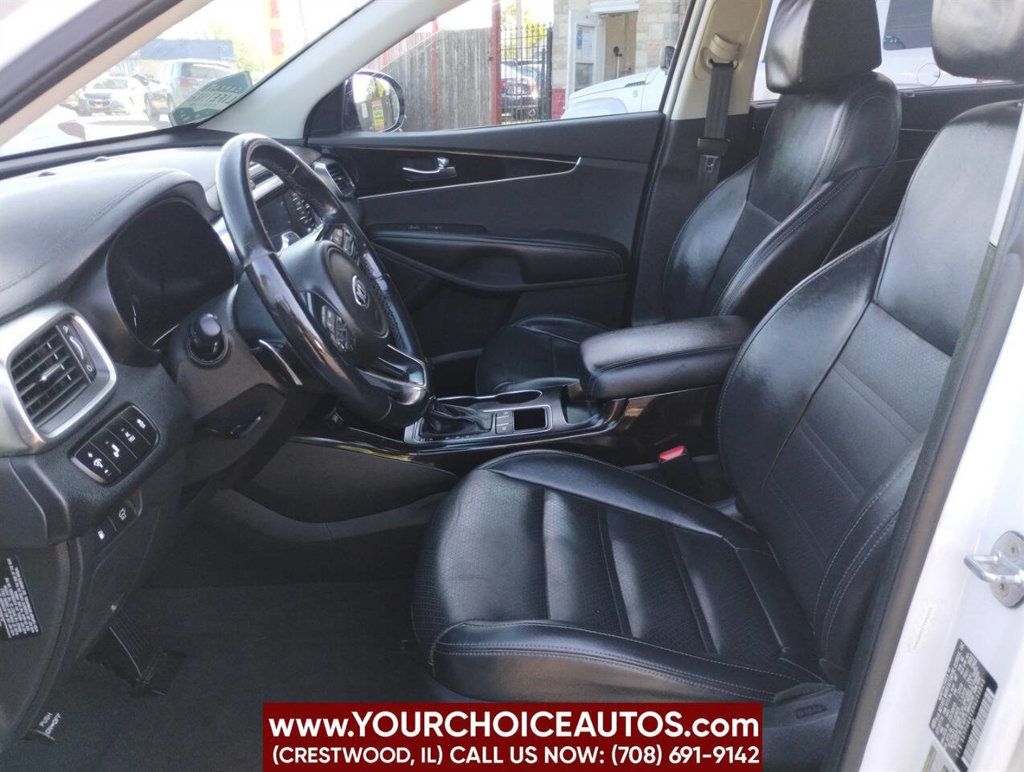2017 Kia Sorento EX FWD - 22855349 - 16
