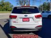 2017 Kia Sorento EX FWD - 22855349 - 3
