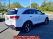 2017 Kia Sorento EX FWD - 22855349 - 4
