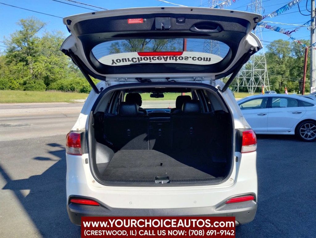 2017 Kia Sorento EX FWD - 22855349 - 8