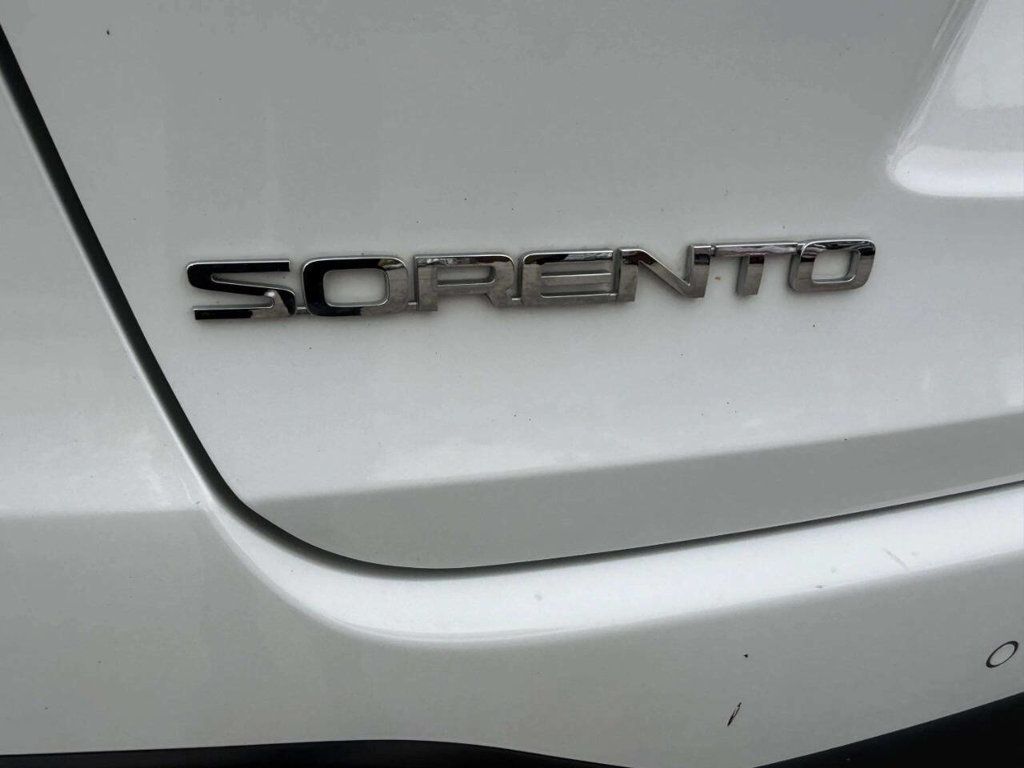 2017 Kia Sorento EX FWD - 22931355 - 11