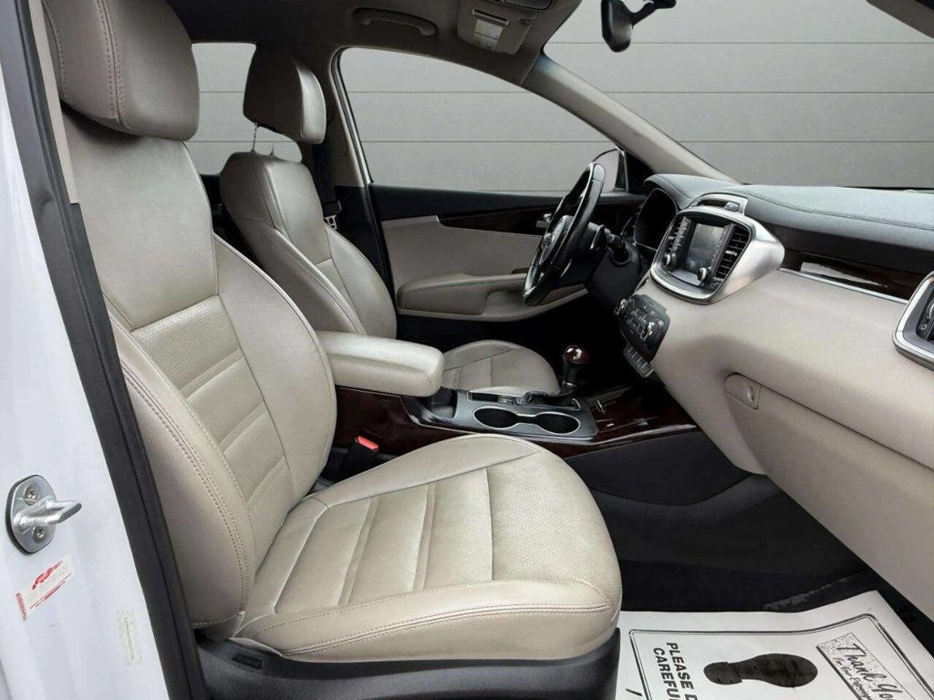 2017 Kia Sorento EX FWD - 22931355 - 13