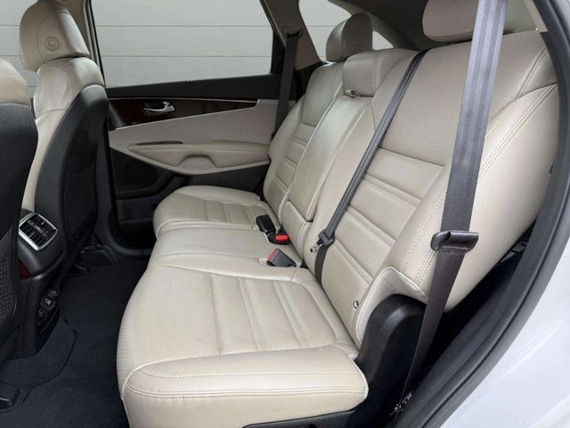 2017 Kia Sorento EX FWD - 22931355 - 16