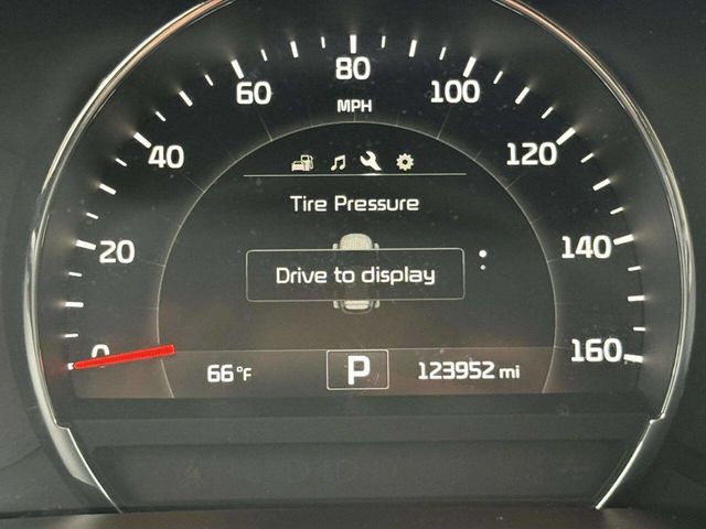 2017 Kia Sorento EX FWD - 22931355 - 23