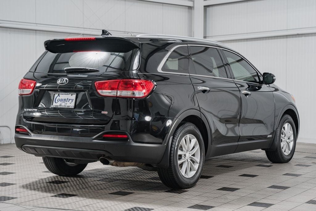 2017 Kia Sorento LX AWD - 22570518 - 7