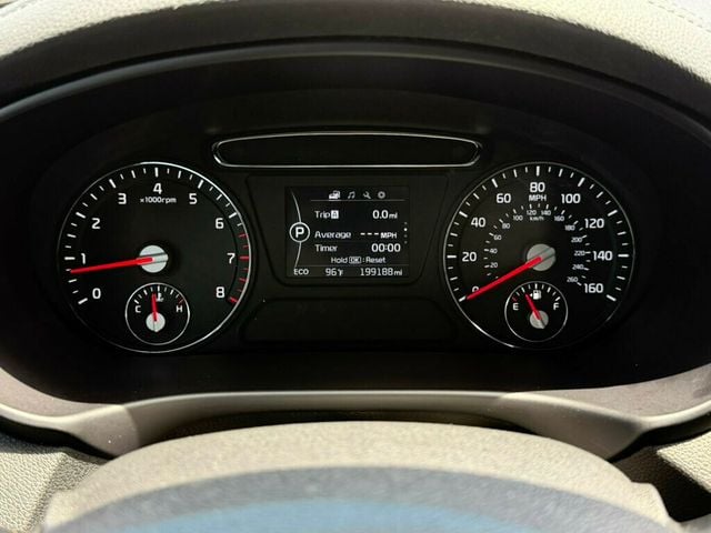 2017 Kia Sorento LX AWD - 23044976 - 29