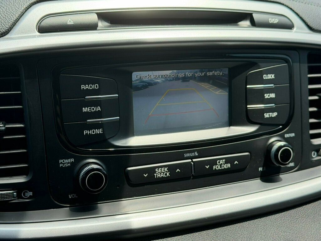 2017 Kia Sorento LX AWD - 23044976 - 3