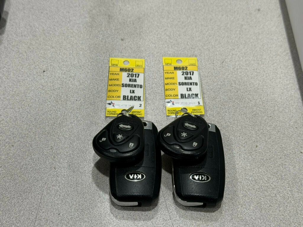 2017 Kia Sorento LX AWD - 23044976 - 5