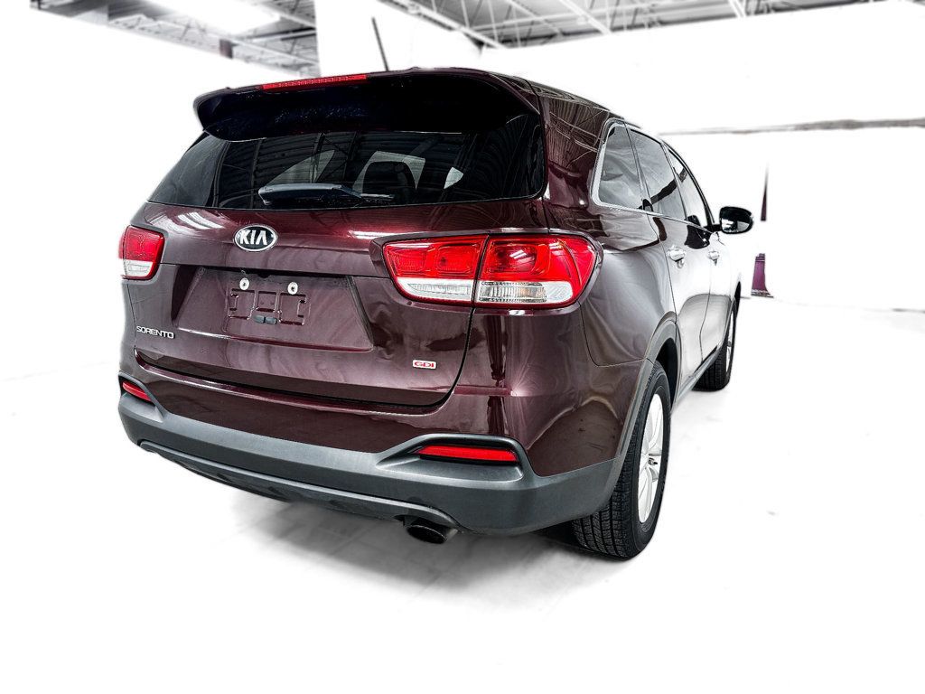 2017 Kia Sorento LX AWD - 22858008 - 5