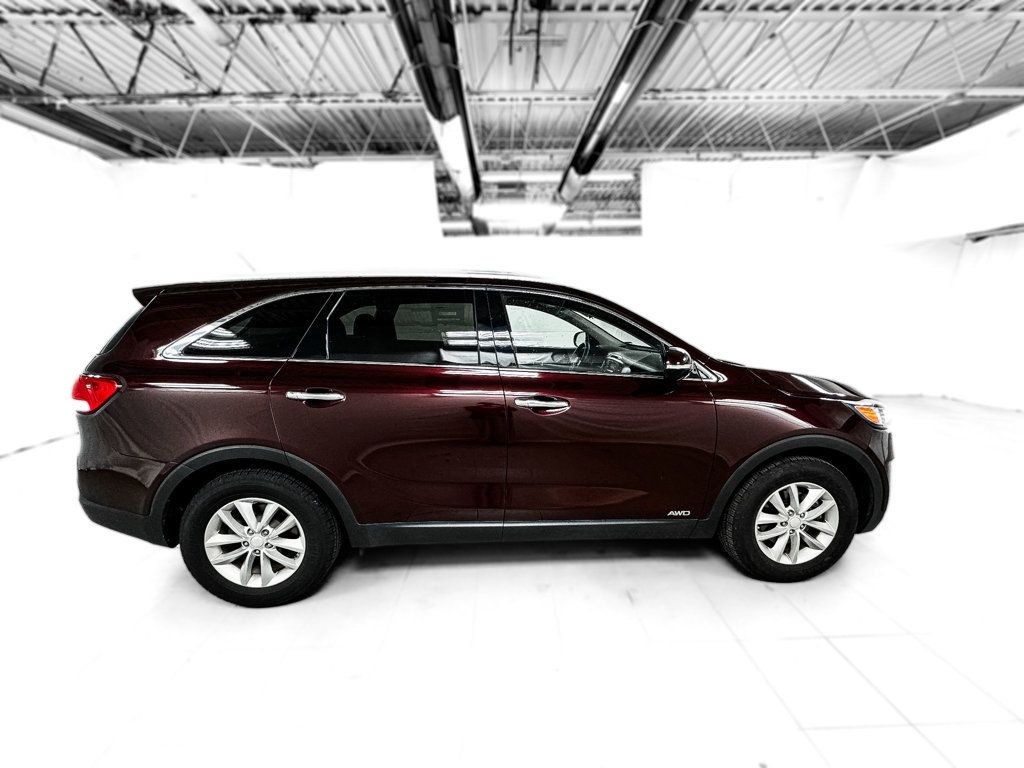 2017 Kia Sorento LX AWD - 22858008 - 6