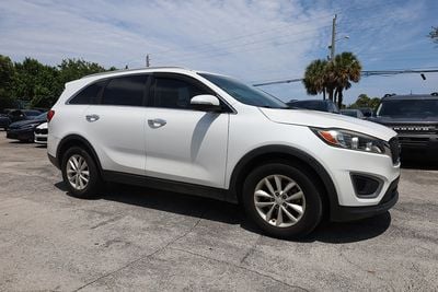 2017 KIA SORENTO
