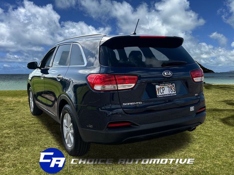 2017 Kia Sorento LX FWD - 22989058 - 4