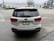 2017 Kia Sorento LX FWD - 22987482 - 3