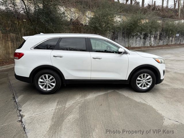 2017 Kia Sorento LX FWD - 22987482 - 7