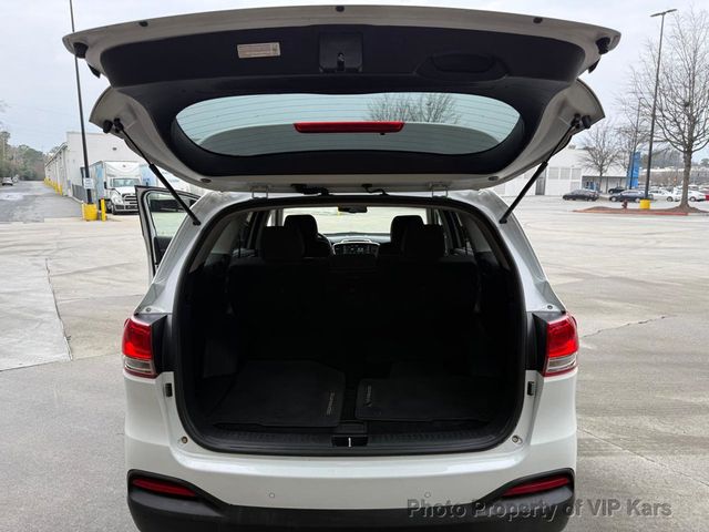 2017 Kia Sorento LX FWD - 22987482 - 8