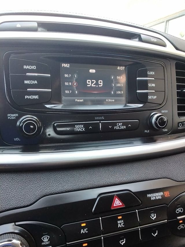 2017 Kia Sorento LX FWD - 23068953 - 14