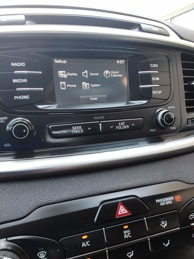 2017 Kia Sorento LX FWD - 23068953 - 15