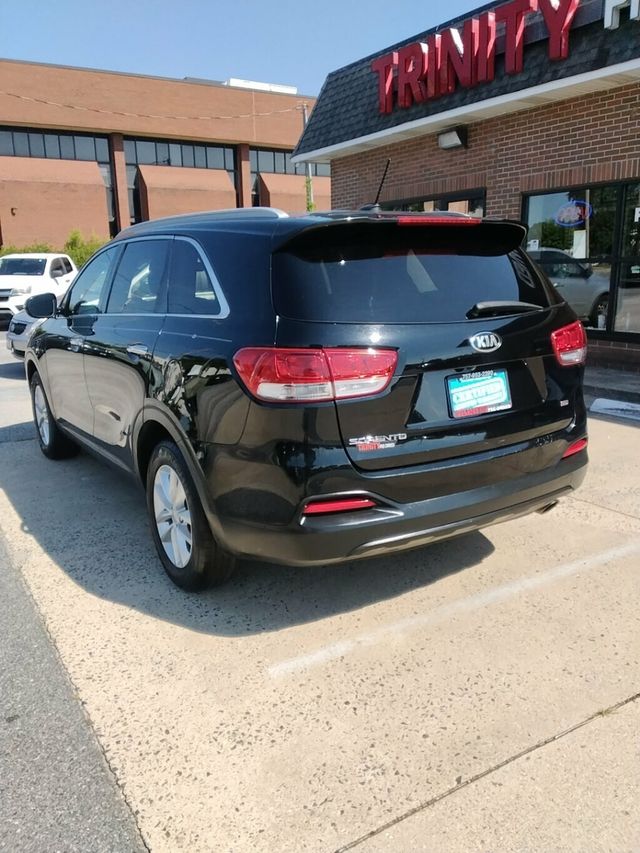 2017 Kia Sorento LX FWD - 23068953 - 1