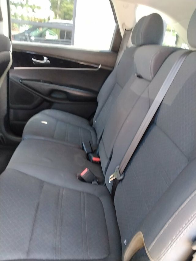 2017 Kia Sorento LX FWD - 23068953 - 7