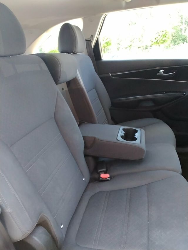 2017 Kia Sorento LX FWD - 23068953 - 8