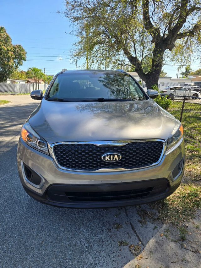 2017 Kia Sorento LX V6 AWD - 22996217 - 10