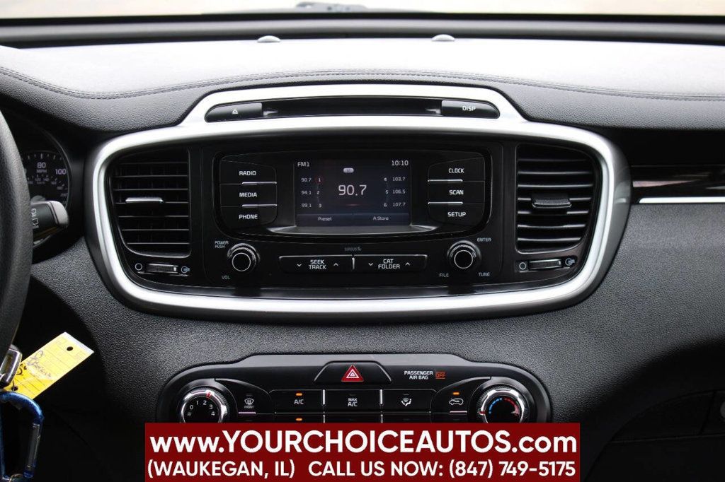 2017 Kia Sorento LX V6 AWD - 22883900 - 16