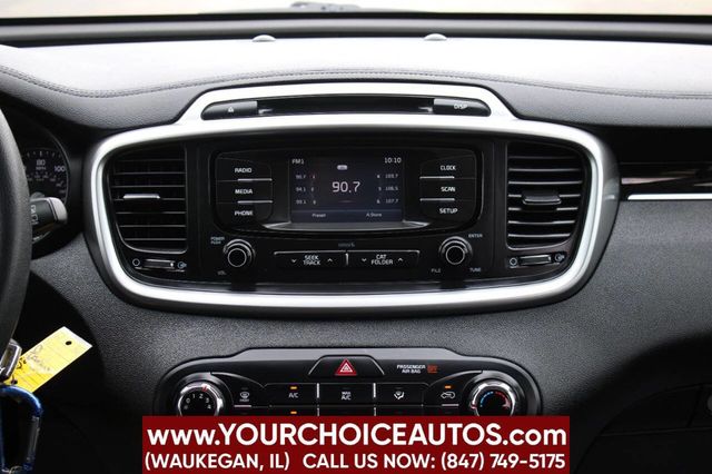 2017 Kia Sorento LX V6 AWD - 22883900 - 16