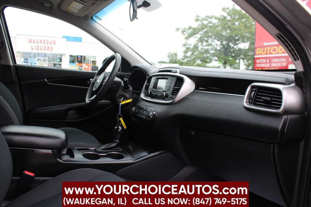 2017 Kia Sorento LX V6 AWD - 22883900 - 20